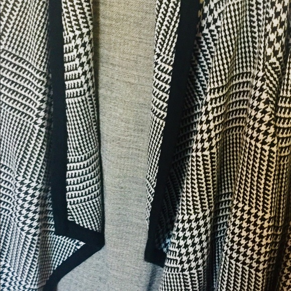 🎉🍾HOST PICK🎉N Leonard black/white open jacket - Picture 3 of 8